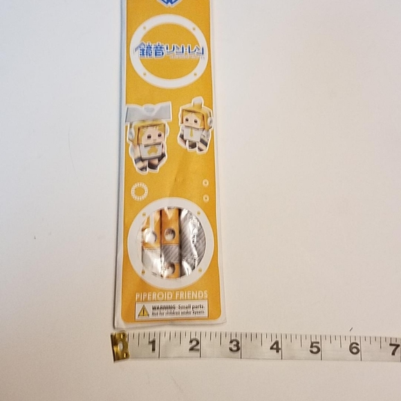 Rin Kagamine and Len Kagamine figures - Picture 11 of 15